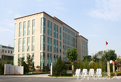 新型肥料应用与推广联盟（UAF）走进好博体育足球生物开展技术研讨活动